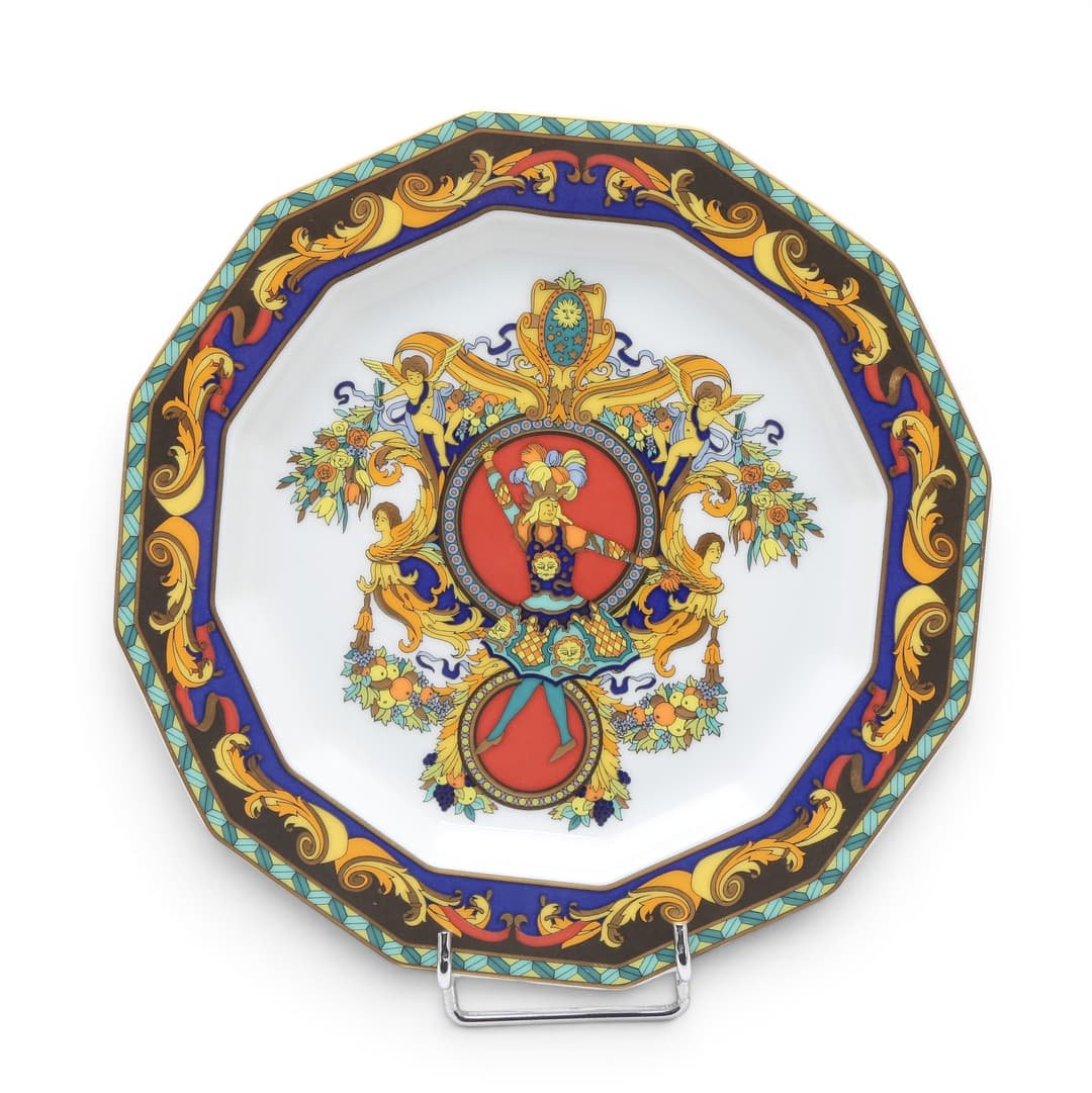 "Le Roi Soleil" dish by Versace, in Rosenthal porcelain.