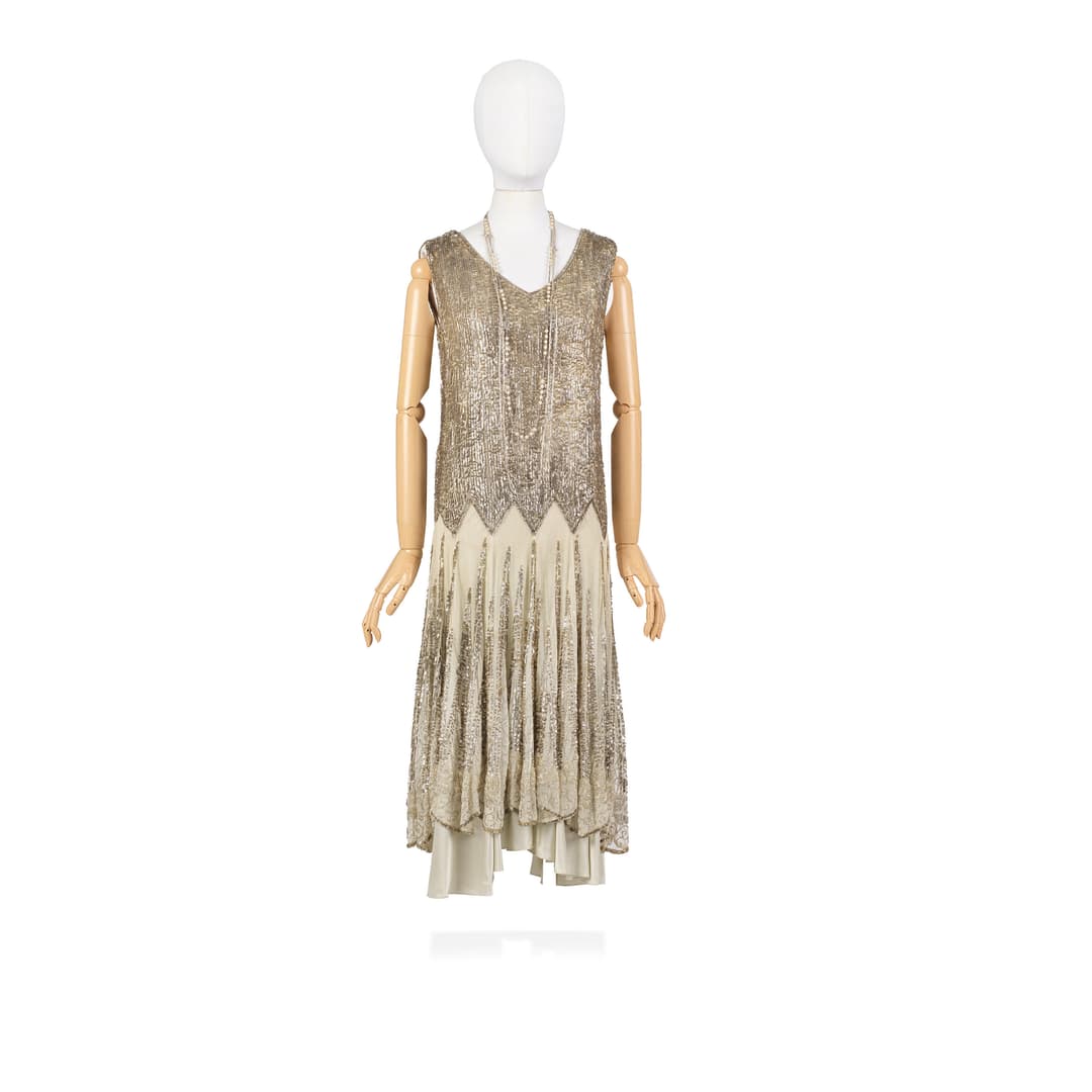 Michelle Dockery (as Lady Mary): Silver sequinned evening dress Season