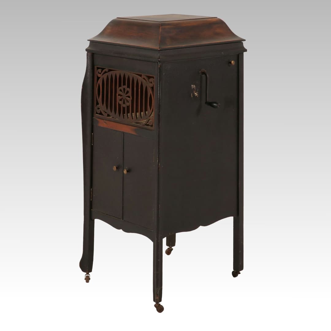 Nightingale Edwardian Style Phonograph with 78 RPM Shellac Records