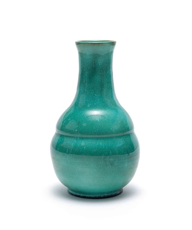 Linn Ware; Bulbous vase with elongated neck