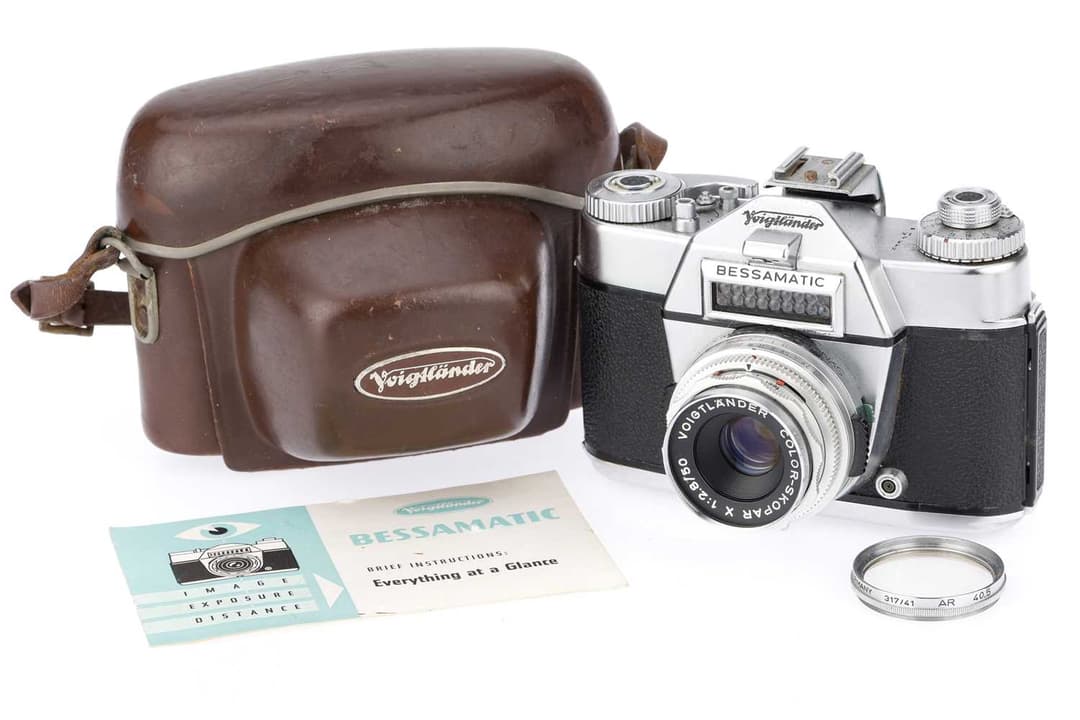 A Voigtlander Bessamatic DeLuxe 35mm SLR Camera