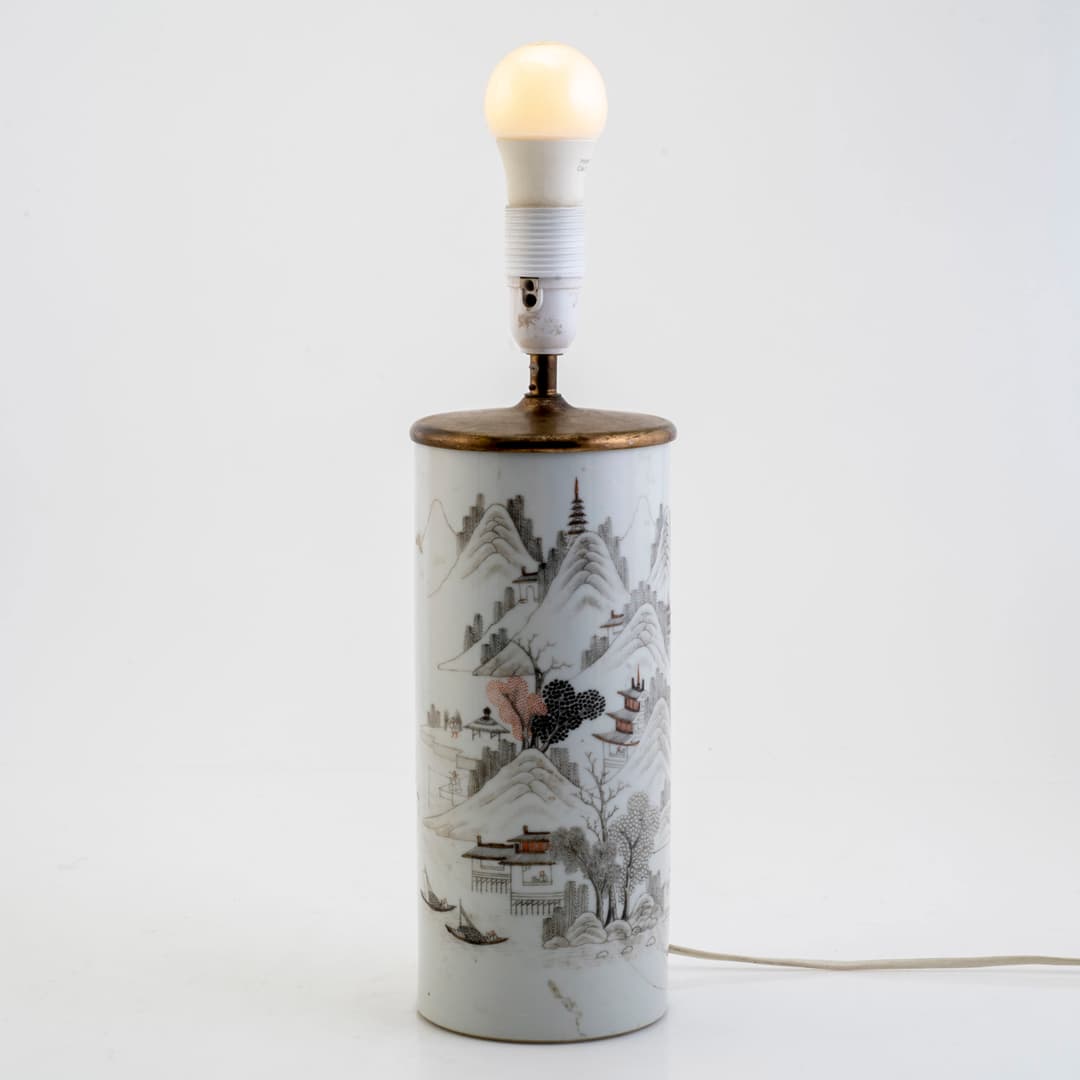 BORDSLAMPA, porslin, Kina, 1900-tal
