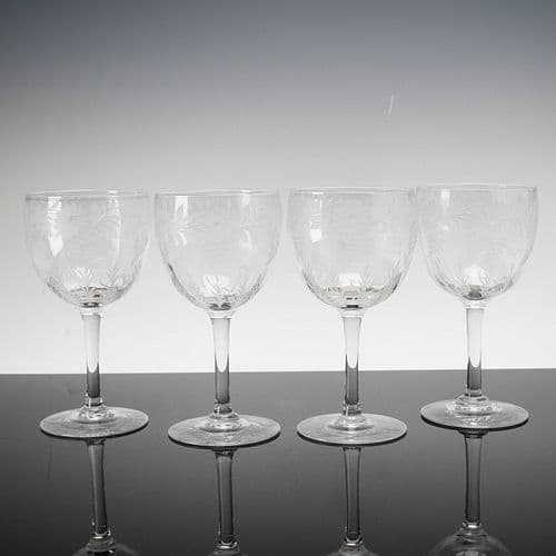 Set of Four Libbey Crystal Stemmed Goblets, Daisy Pattern