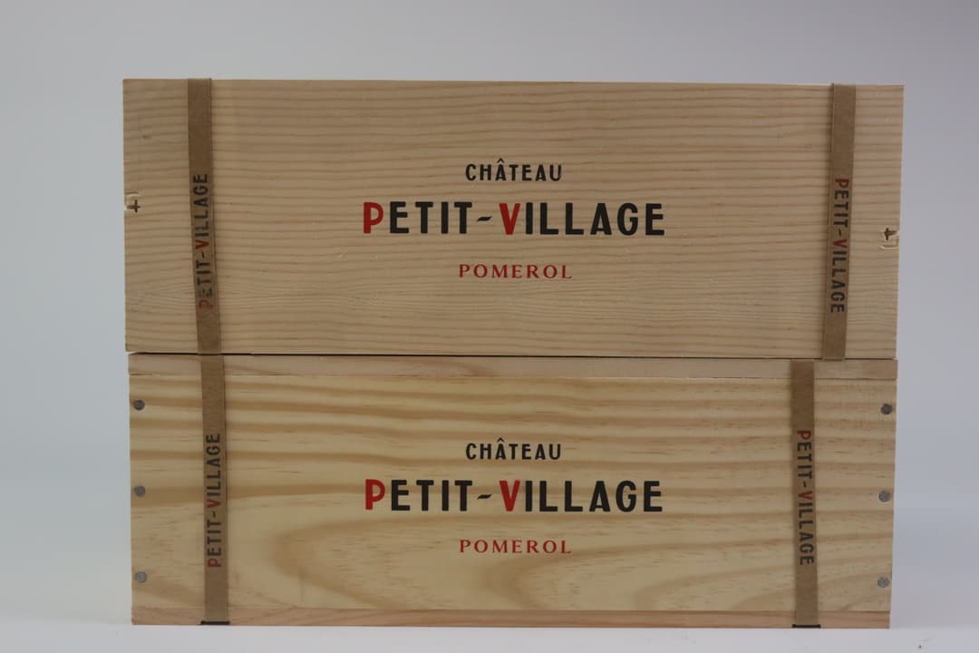 † Château Petit-Village 2022