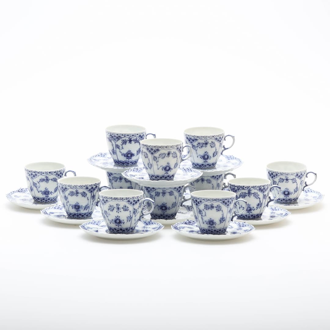 KAFFESERVIS, 24 delar, porslin, "Musselmalet helblond", modell 1035