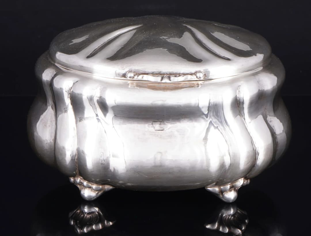 Laeger & Co Hanau 800 silver large lidded box