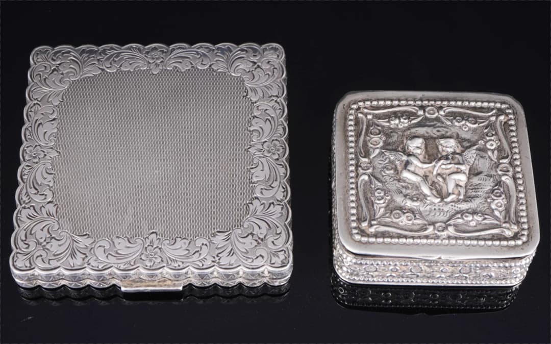 800 - 925 sterling silver pill and powder box