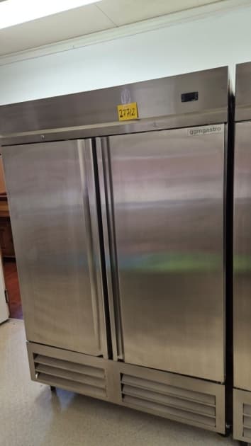 ROSTFRITT DUBBELT KYLSKÅP GGM GASTRO