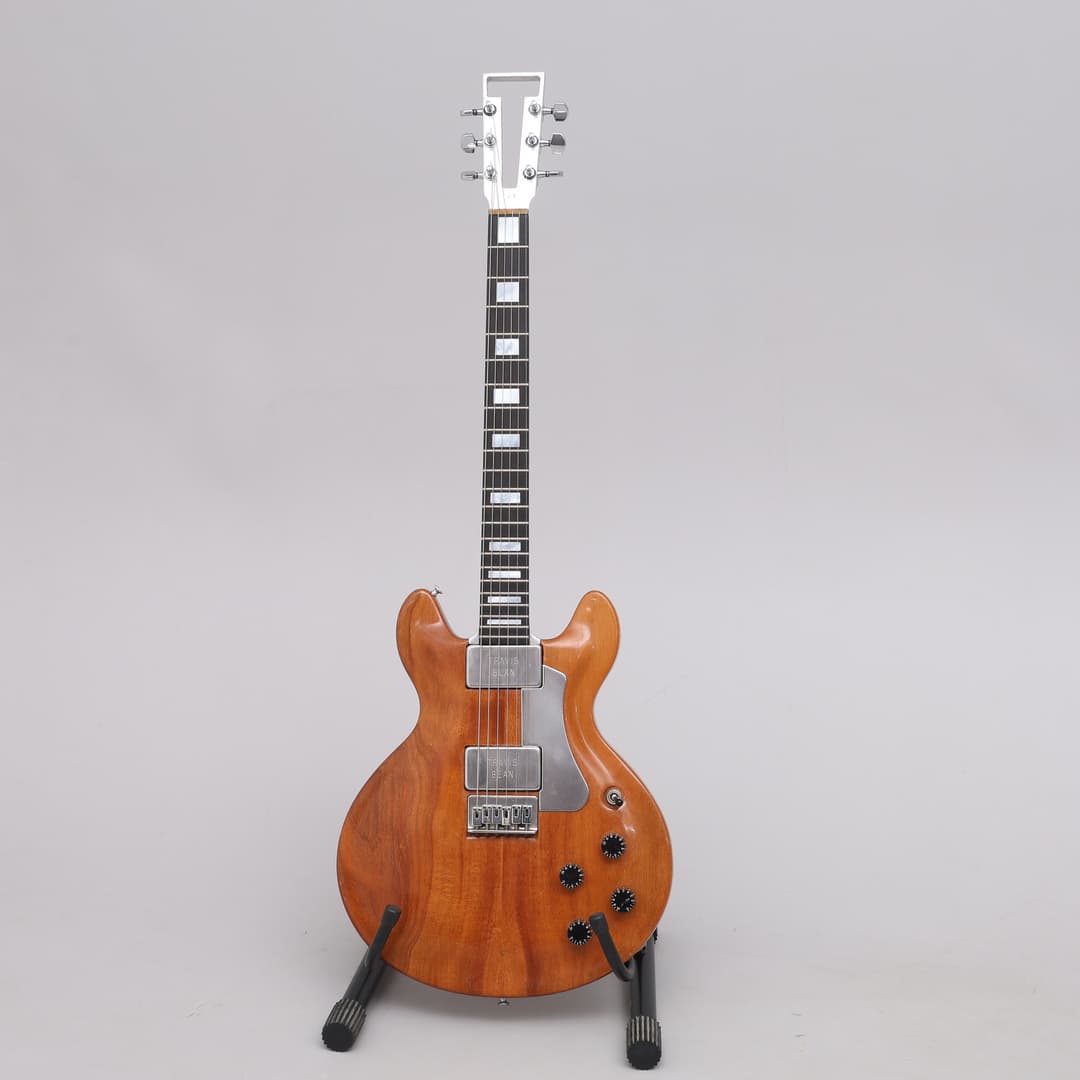 TRAVIS BEAN, ELGITARR, TB 1000 A (S) 1974/76, kropp av koaträ, halsen