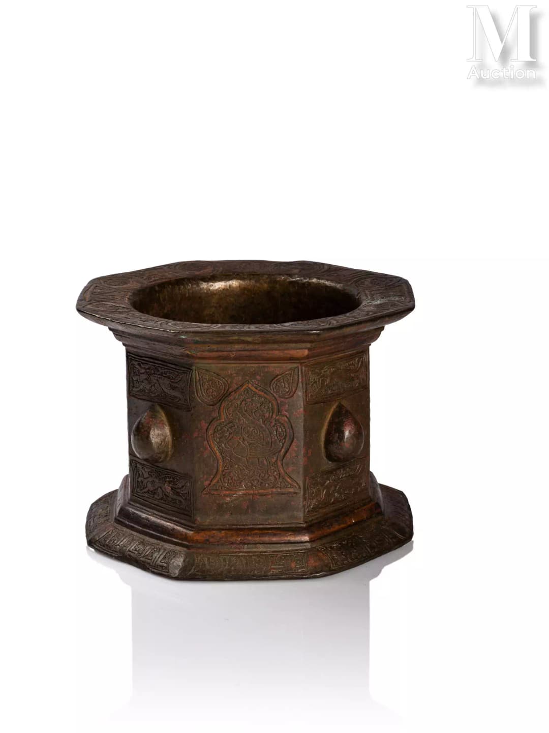 Important mortier octogonal en bronze gravé Khorassan, Iran oriental