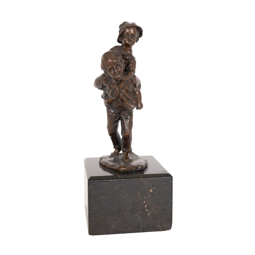 Lote 2114-400€ | Lamas Bolaño