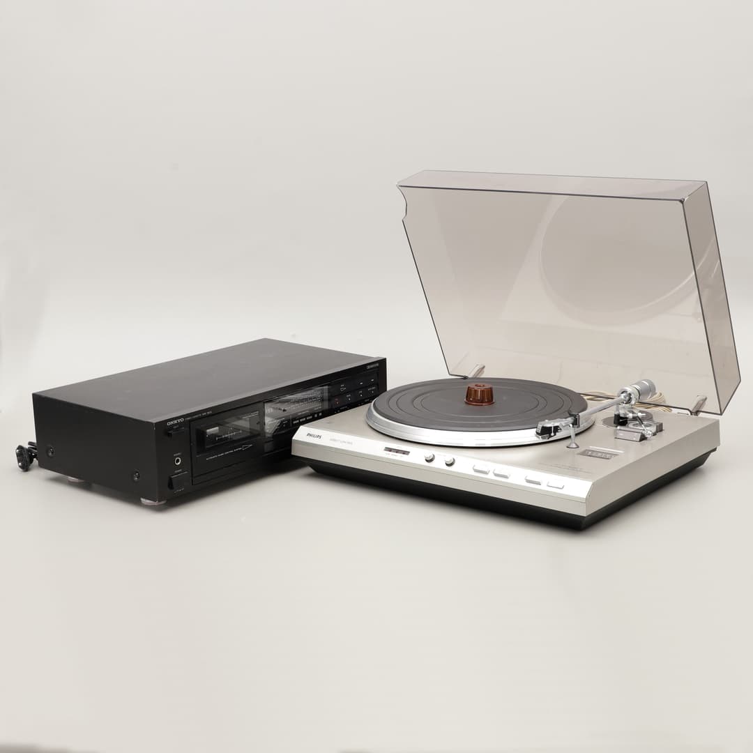 SKIVSPELARE OCH KASSETTDÄCK, Philips/Onkyo, 1900-talets andra hälft.