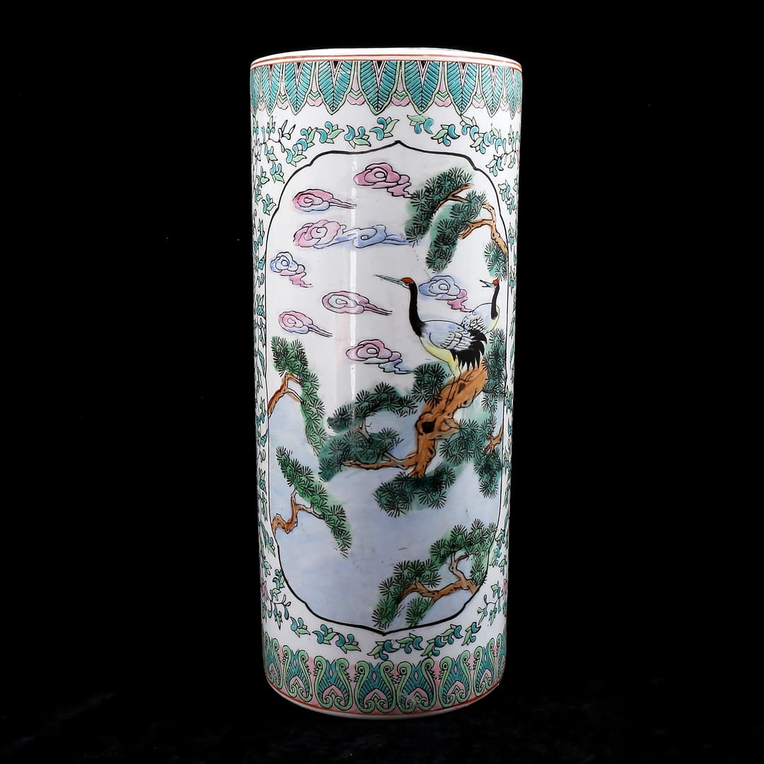 PENSELVAS, orientalisk, porslin. 1800/1900- tal.
