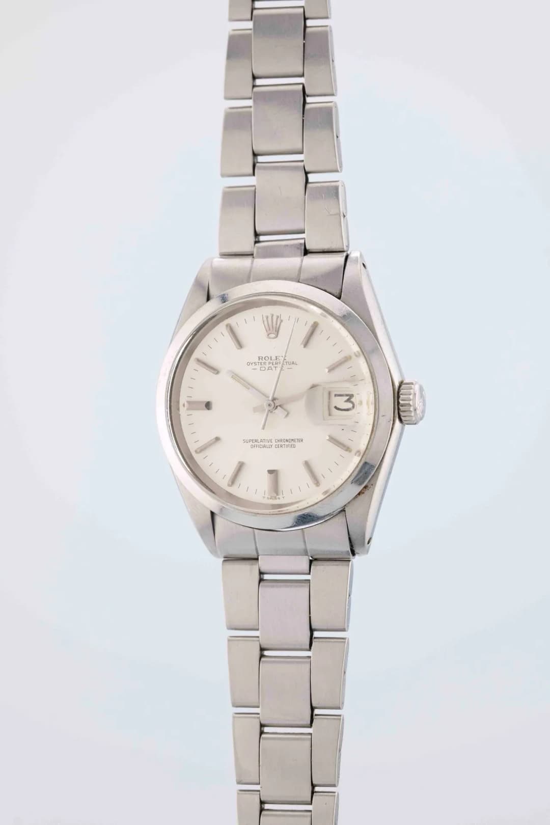 ROLEX Date. Ref : 1500. Circa: 1970. Case: round steel, smooth bezel