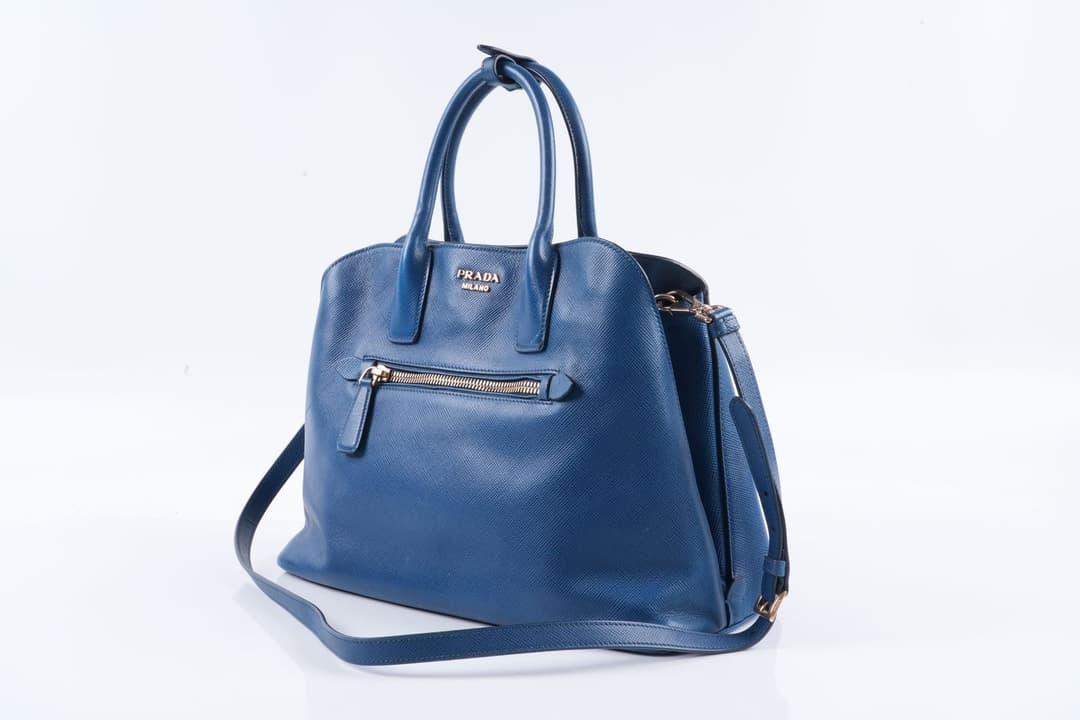 TOTE / AXELREMSVÄSKA, "Open Promenade", blått Saffioano läder, Prada, 2000-tal