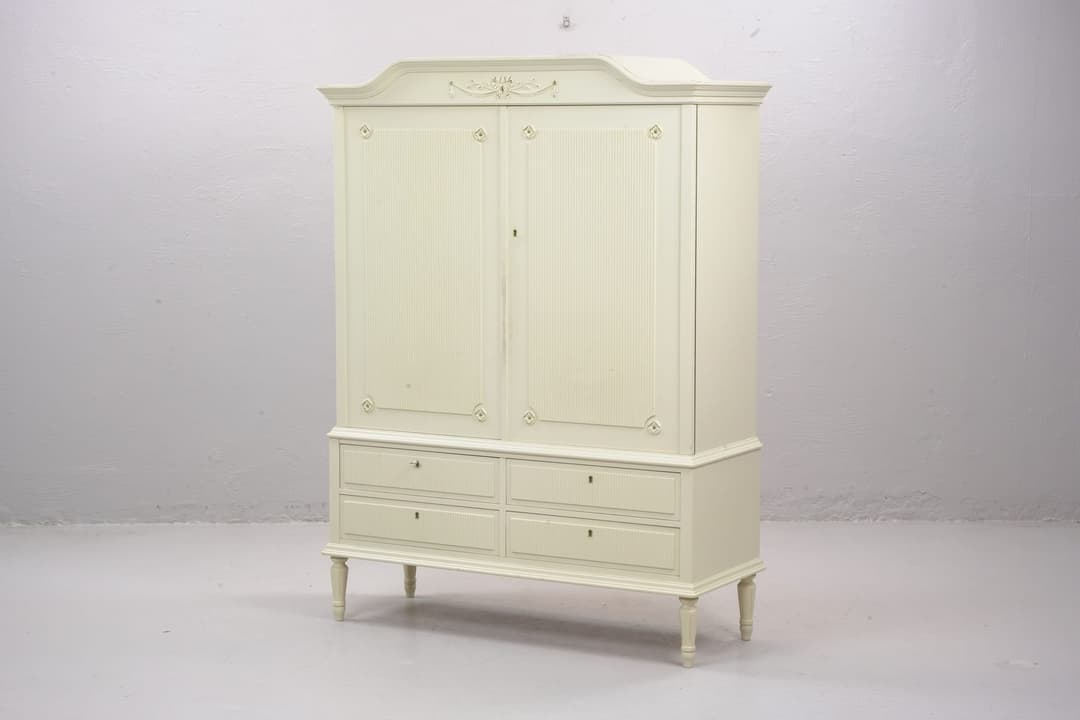 SERVERINGSSKÅP / LINNESKÅP, gustaviansk stil, 1900-tal